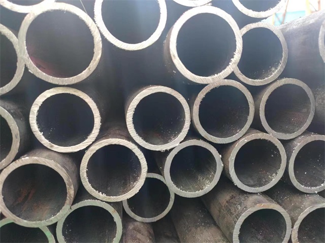 吕梁10#结构用无缝钢管